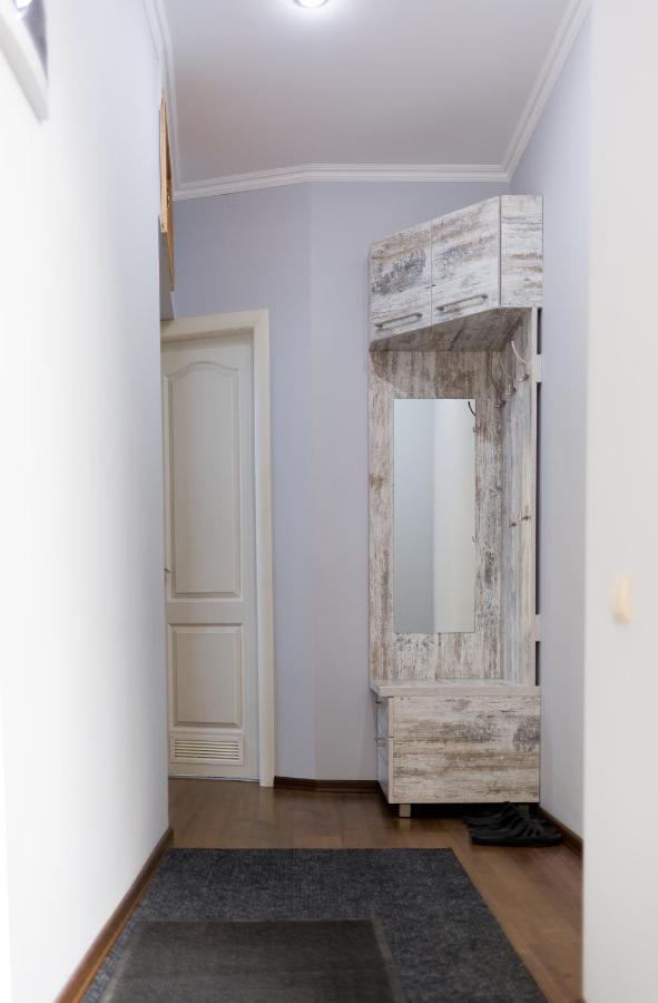 Apartment On Valova Street Львов Экстерьер фото