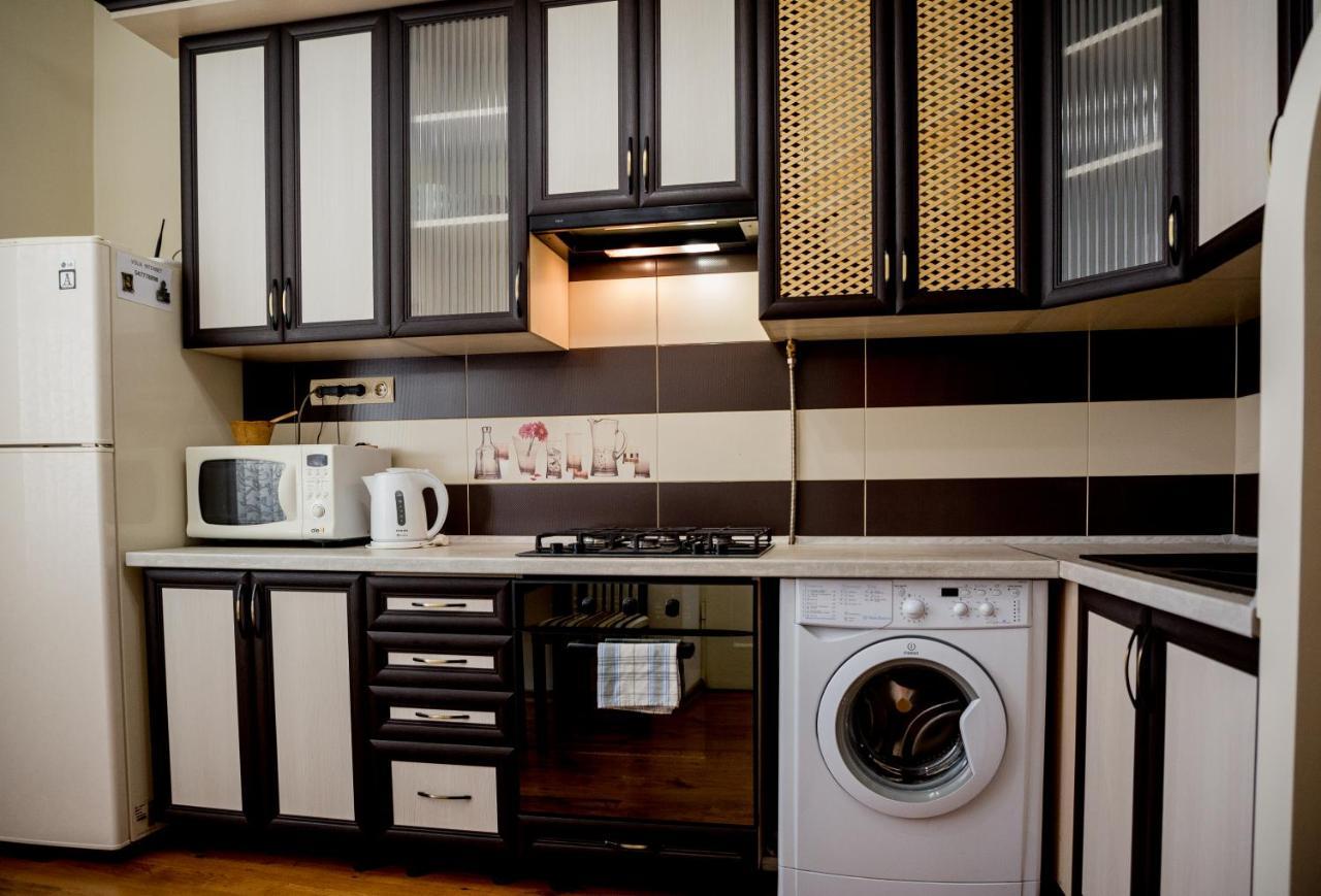 Apartment On Valova Street Львов Экстерьер фото