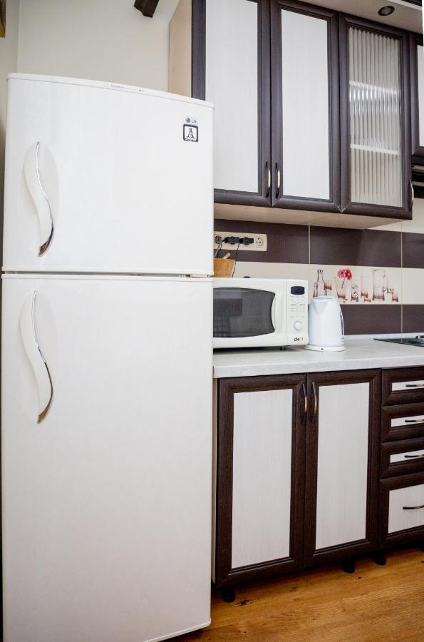 Apartment On Valova Street Львов Экстерьер фото