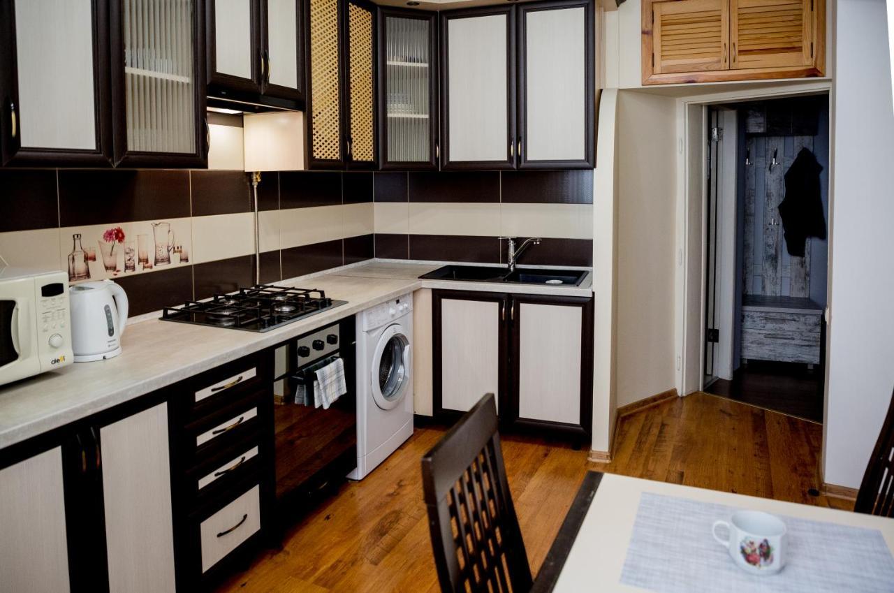 Apartment On Valova Street Львов Экстерьер фото