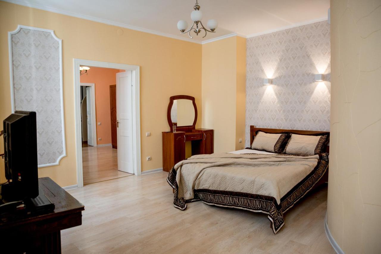 Apartment On Valova Street Львов Экстерьер фото
